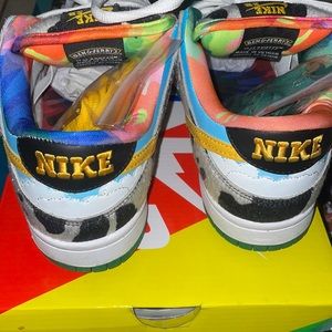 Ben & Jerry’s Dunk low SB 100% authentic. Original box and extra laces included.